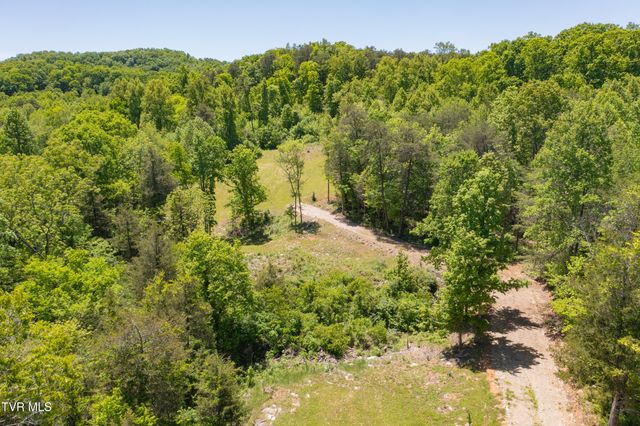 882 Walnut Grove Road, Bluff City, TN 37618