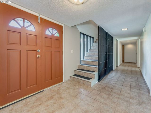 2201 Nw 88TH St, Vancouver, WA 98665