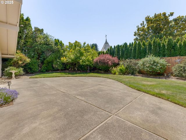 2201 Nw 88TH St, Vancouver, WA 98665