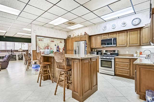 2217 Market Street, Galveston, TX 77550