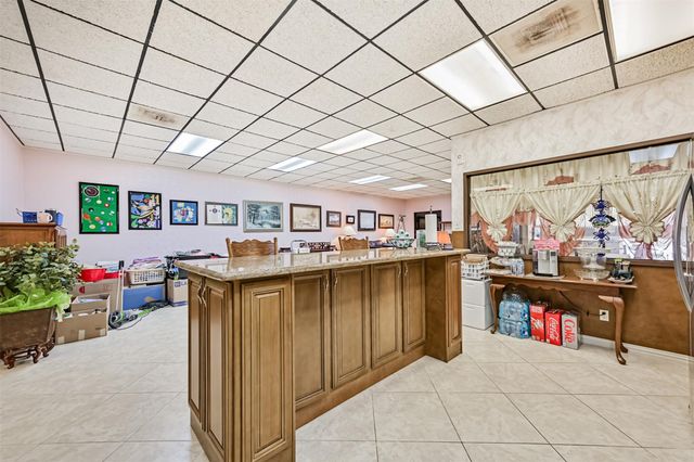 2217 Market Street, Galveston, TX 77550