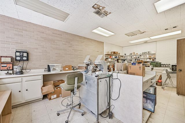 2217 Market Street, Galveston, TX 77550