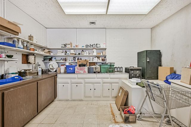 2217 Market Street, Galveston, TX 77550