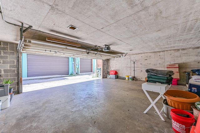 2217 Market Street, Galveston, TX 77550