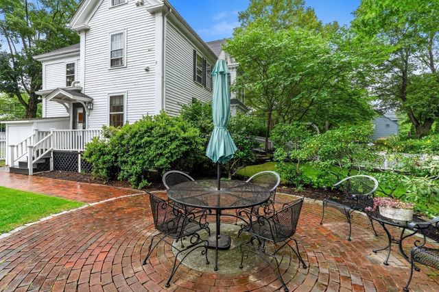 35 Forest Street, Wellesley, MA 02481