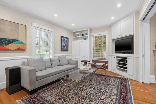 35 Forest Street, Wellesley, MA 02481