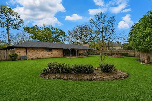 410 Riverside Drive, Alvin, TX 77511