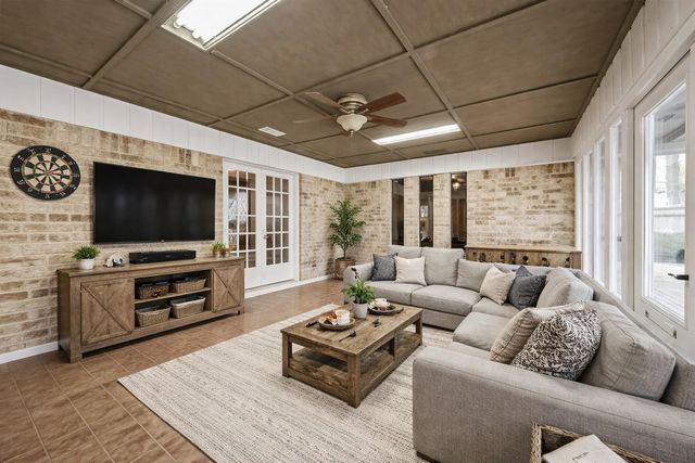 410 Riverside Drive, Alvin, TX 77511
