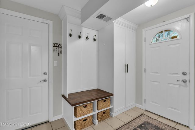 31 Winthrop Drive, Manalapan, NJ 07726