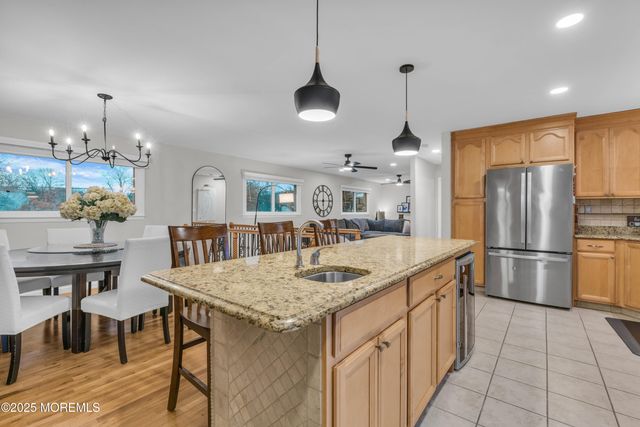 31 Winthrop Drive, Manalapan, NJ 07726