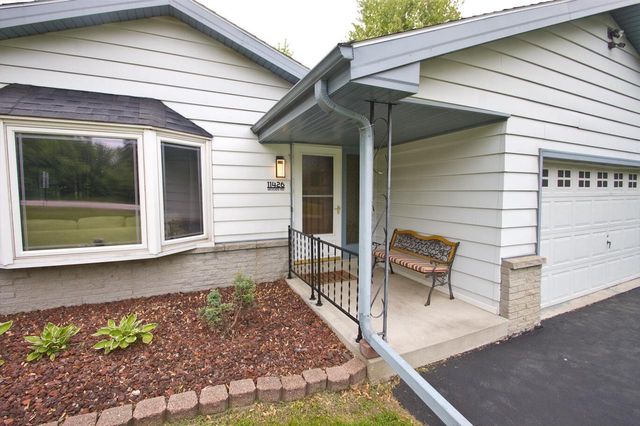 11426 W Woods ROAD, Franklin, WI 53132