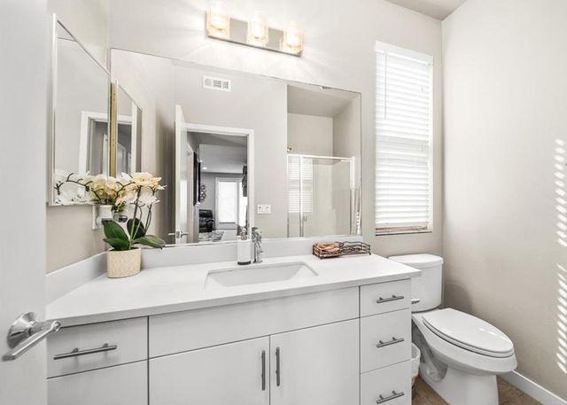 801 S Anaheim Boulevard 106, Anaheim, CA 92805