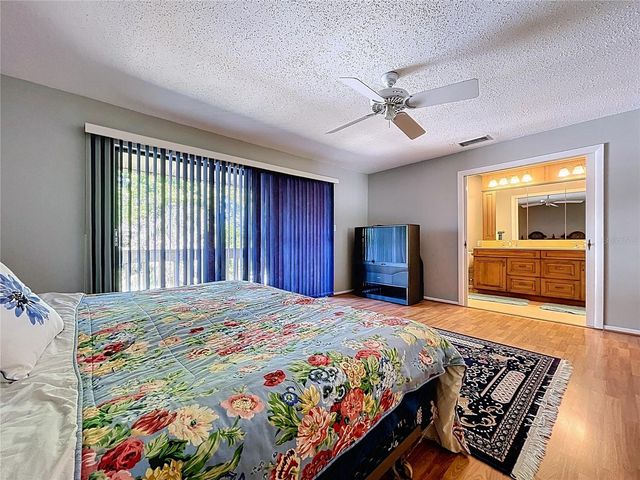 7404 15TH AVENUE NW, Bradenton, FL 34209