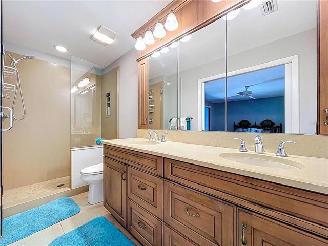 7404 15TH AVENUE NW, Bradenton, FL 34209