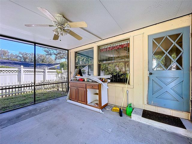 7404 15TH AVENUE NW, Bradenton, FL 34209