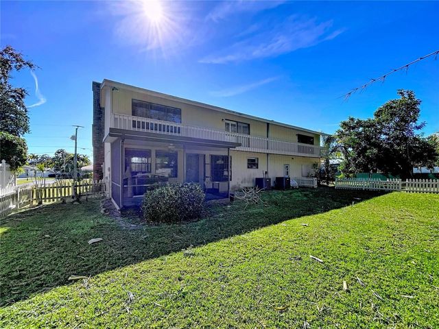 7404 15TH AVENUE NW, Bradenton, FL 34209