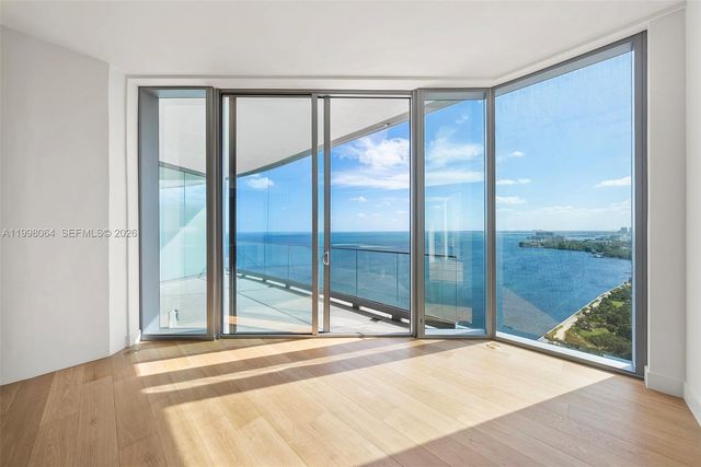 175 SE 25 Rd 2003, Miami, FL 33129