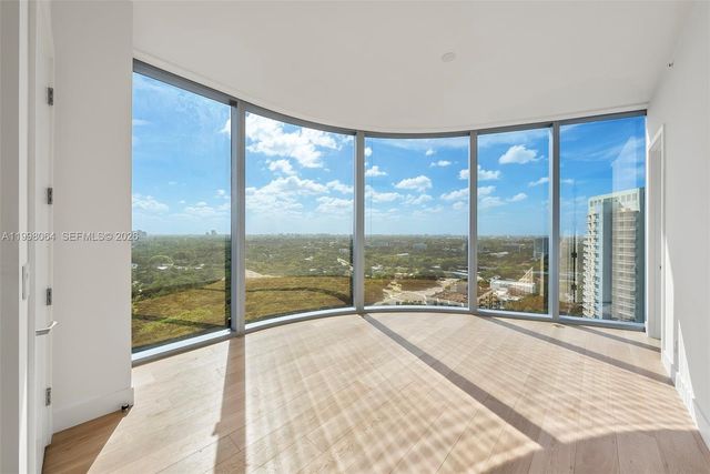 175 SE 25 Rd 2003, Miami, FL 33129