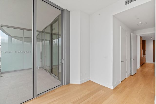 175 SE 25 Rd 2003, Miami, FL 33129