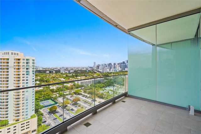 175 SE 25 Rd 2003, Miami, FL 33129