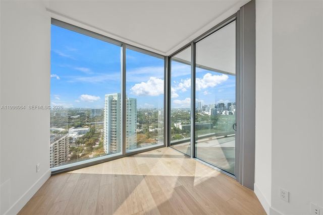 175 SE 25 Rd 2003, Miami, FL 33129