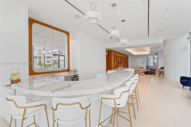 175 SE 25 Rd 2003, Miami, FL 33129