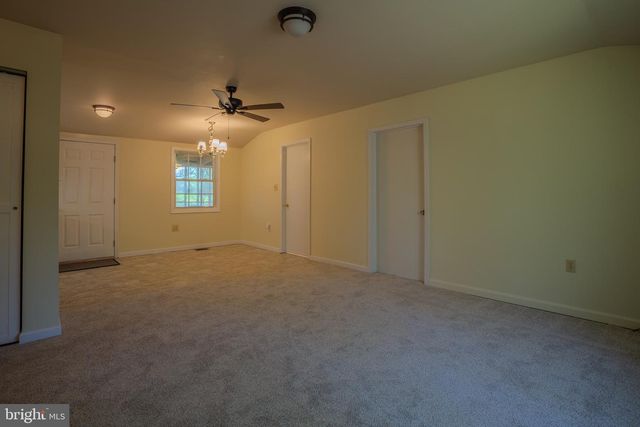 320 PAINTED MEADOW LN, Hedgesville, WV 25427