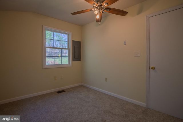 320 PAINTED MEADOW LN, Hedgesville, WV 25427