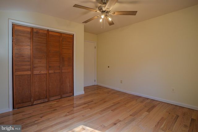 320 PAINTED MEADOW LN, Hedgesville, WV 25427