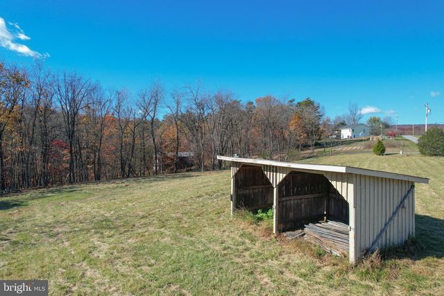 320 PAINTED MEADOW LN, Hedgesville, WV 25427