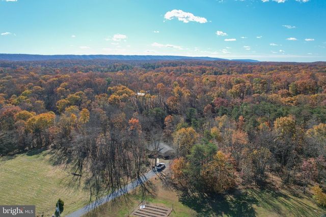 320 PAINTED MEADOW LN, Hedgesville, WV 25427