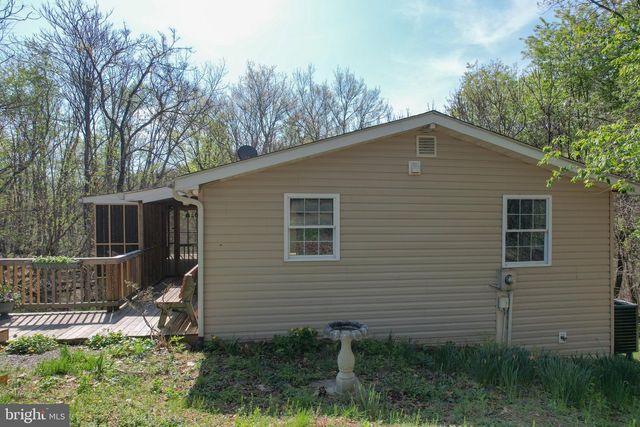 320 PAINTED MEADOW LN, Hedgesville, WV 25427