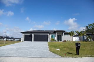 2217 NE 15TH TERRACE, Cape Coral, FL 33909