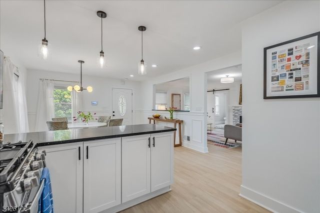 52 Hawthorne Ave, Bloomfield Twp., NJ 07003