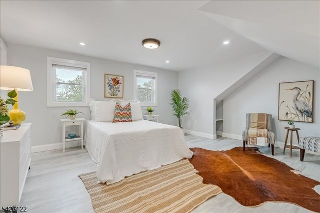 52 Hawthorne Ave, Bloomfield Twp., NJ 07003