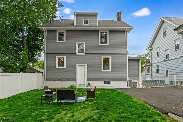52 Hawthorne Ave, Bloomfield Twp., NJ 07003