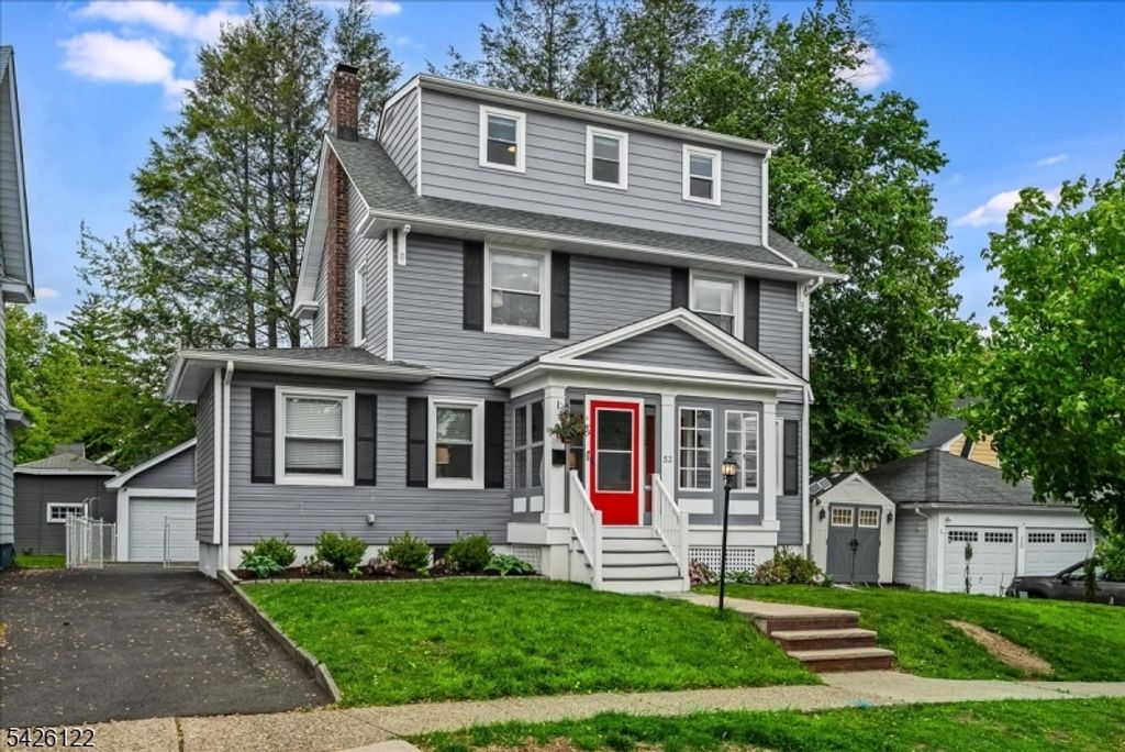 52 Hawthorne Ave, Bloomfield Twp., NJ 07003