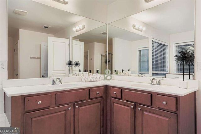 1240 Grayson Oaks Drive, Lawrenceville, GA 30045