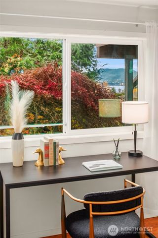 220 171ST Place NE, Bellevue, WA 98008