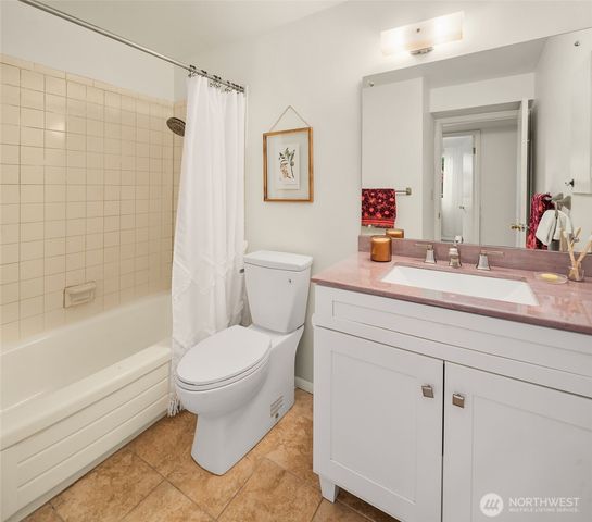 220 171ST Place NE, Bellevue, WA 98008