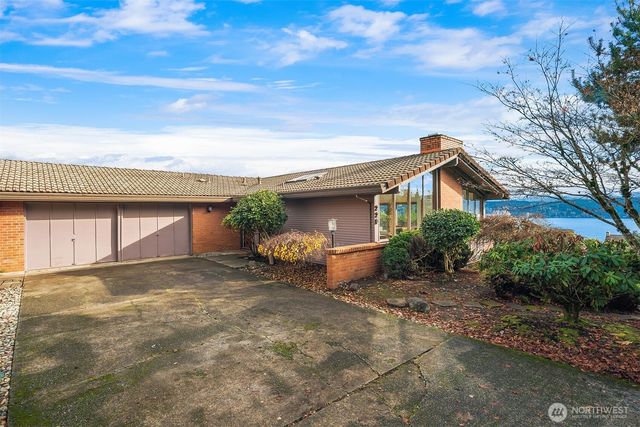 220 171ST Place NE, Bellevue, WA 98008