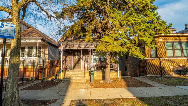 10747 S Avenue H, Chicago, IL 60617