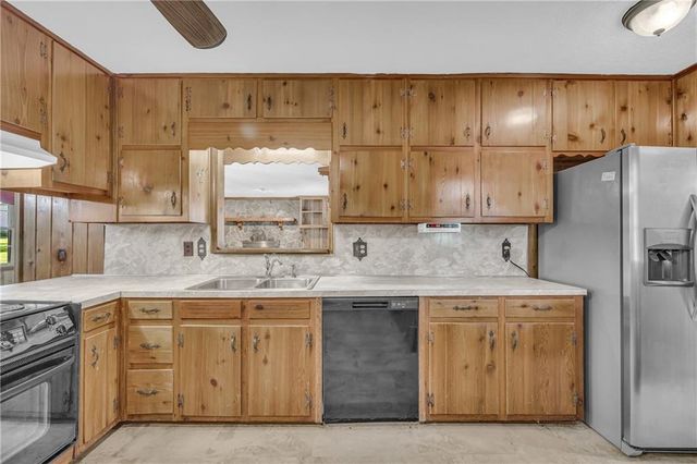 2164 Old Rex Morrow Road, Morrow, GA 30260