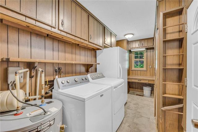 2164 Old Rex Morrow Road, Morrow, GA 30260