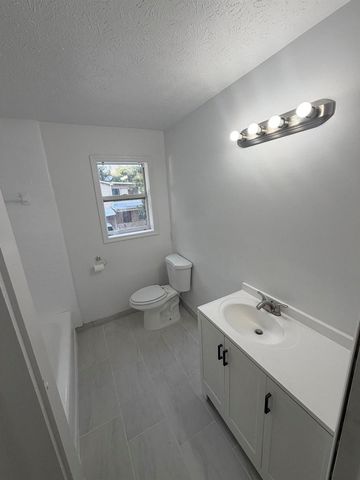 311 N 11th Street, Fort Pierce, FL 34950