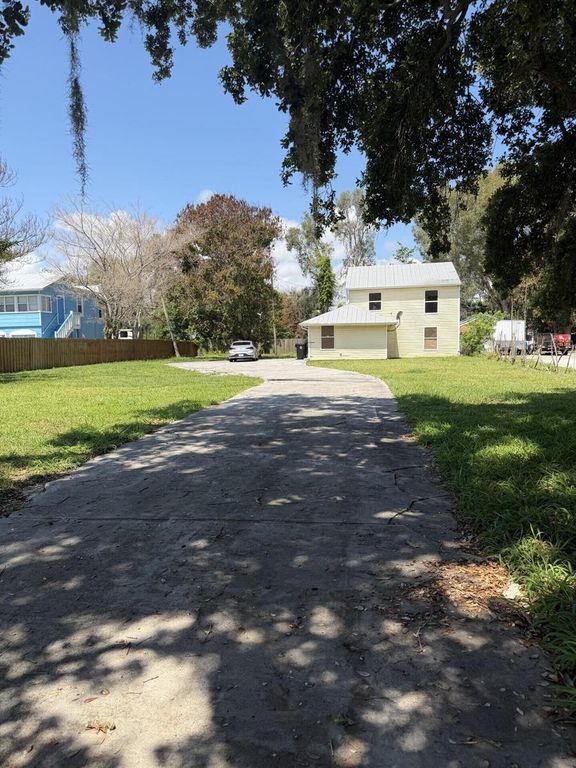 311 N 11th Street, Fort Pierce, FL 34950