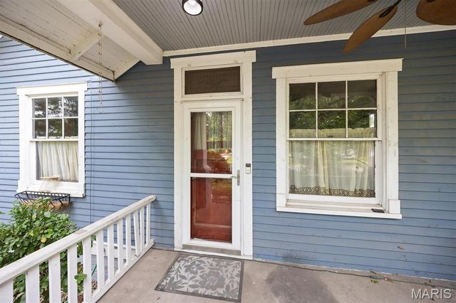 808 Troy Road, Edwardsville, IL 62025