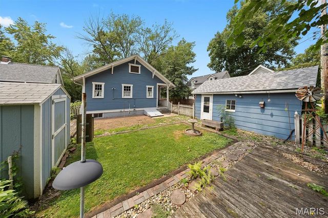 808 Troy Road, Edwardsville, IL 62025