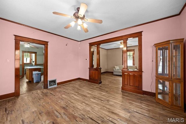 808 Troy Road, Edwardsville, IL 62025