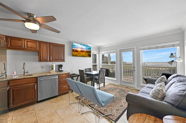 10811 San Luis Pass Road 2222, Galveston, TX 77554